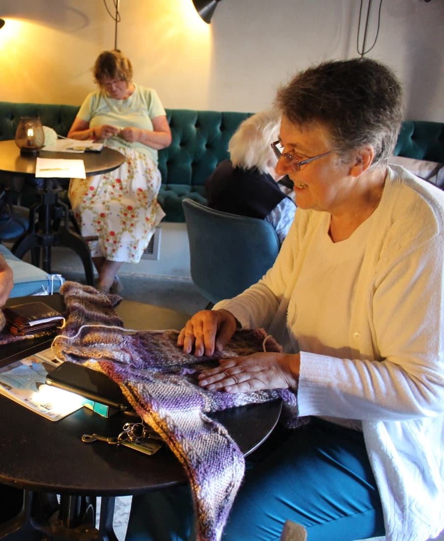 <h3>Knit & Natter</h3>
<p>WEDNESDAY<br />
10:30 AM</p>
 menu image